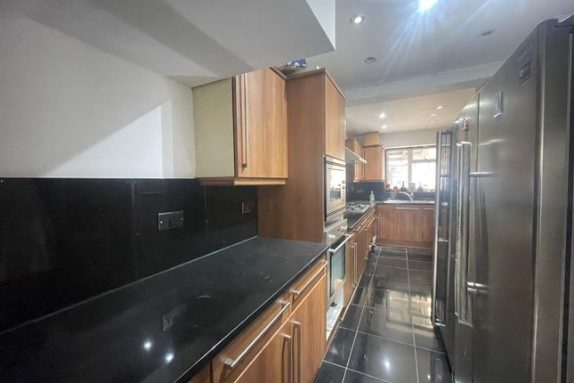 Thumbnail Terraced house for sale in Marquis Close, Wembley