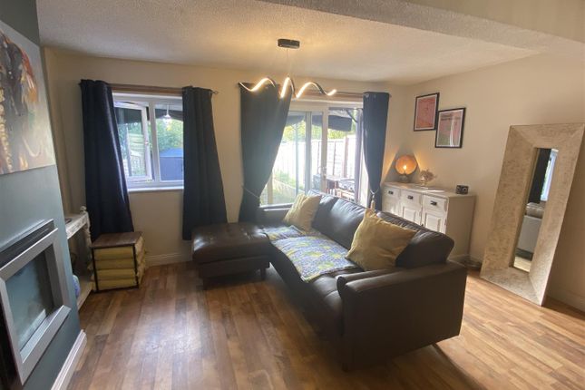 6, Clarks Close, Yeovil photo 5