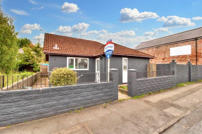 Thumbnail Detached bungalow to rent in Brookside, Robins Lane, Barry