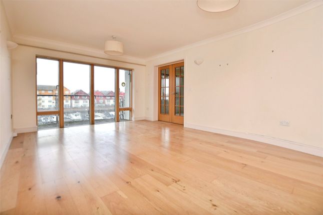 14 Regatta Court,, Shelly Road, Devon photo 3
