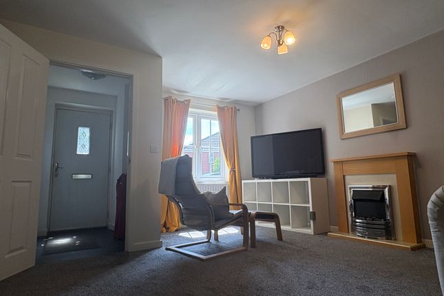 29, Bury photo 2