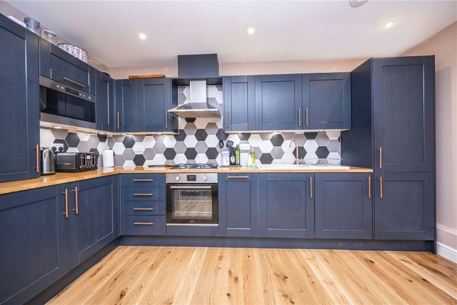 Flat 2, 49, Kelly Avenue, London photo 4