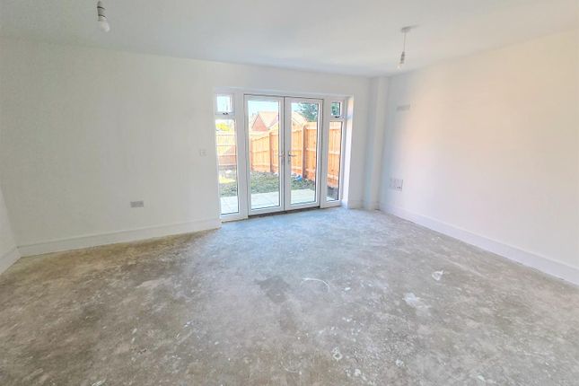 Plot 4, Skylark View, Biggleswade photo 2