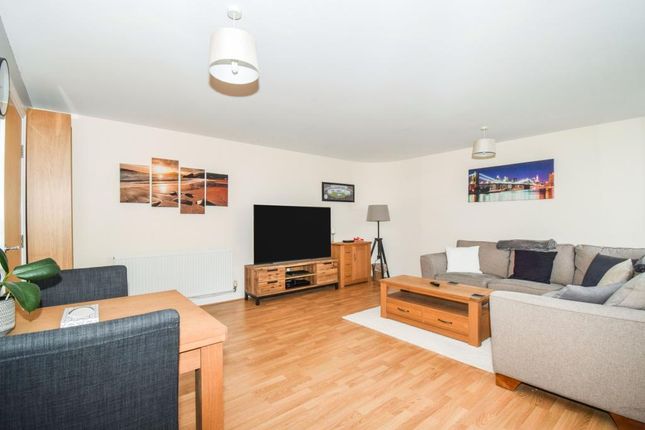 35, Watkin Road, Leicester photo 4