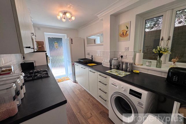 13a, Clos Y Carlwm, Cardiff photo 3