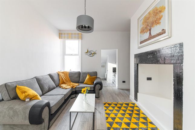 Flat to rent in Addycombe Terrace, Heaton, Newcastle Upon Tyne