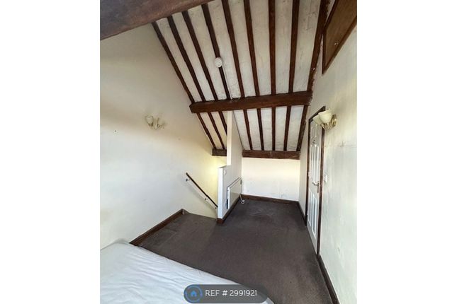 Flat, Coach House Mews Bathafarn Hall, Llanrhydd, Ruthin photo 5