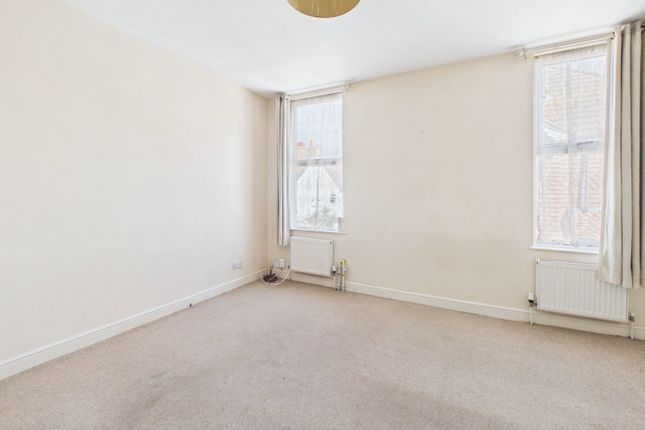 3,Flat 6, Queens Road, Worthing photo 2