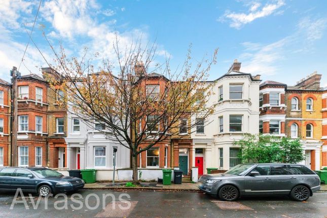 Flat to rent in Handforth Road, London
