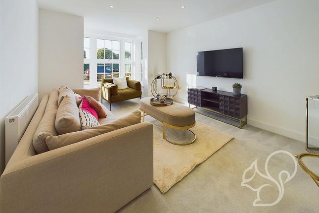 29 Sudbury Fields, Sudbury photo 2