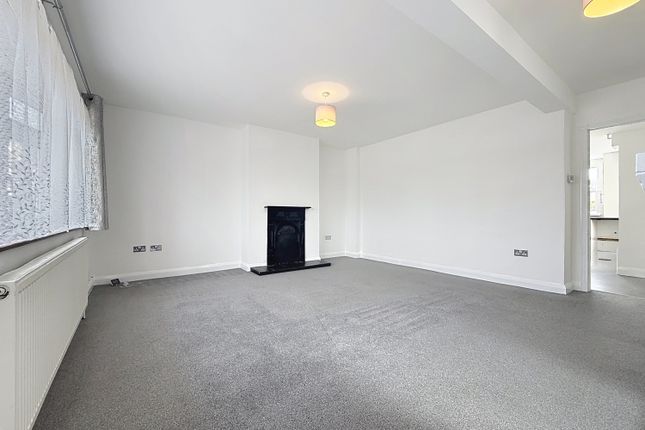 15, Mortimer Way, Leicester photo 2