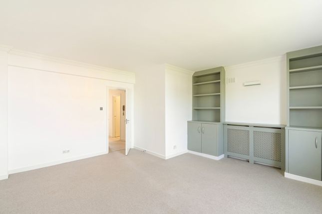 23,F, Lambton Place, London photo 4