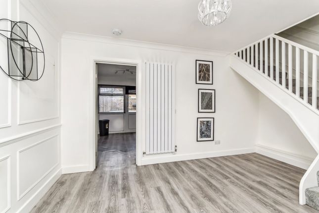 14, Southviews, South Croydon photo 2
