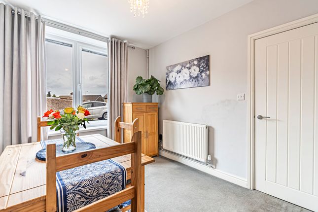 3 Mildred Street, Pontypridd photo 4