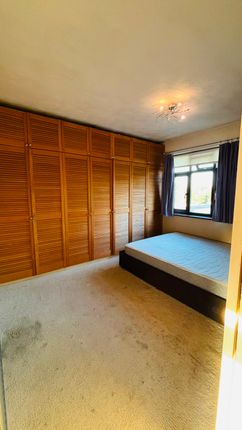 Betterton Road, Rainham photo 4