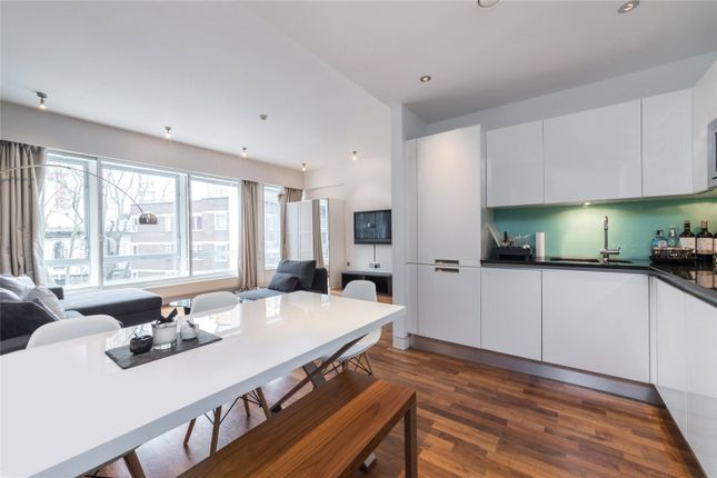 Flat 9 Glass House, 175, Shaftesbury Avenue, London photo 4
