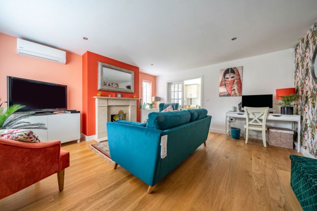 12, Holly Close, Lincoln photo 3