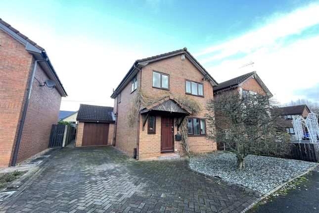 Thumbnail Detached house for sale in The Orchards, Pickmere, Knutsford