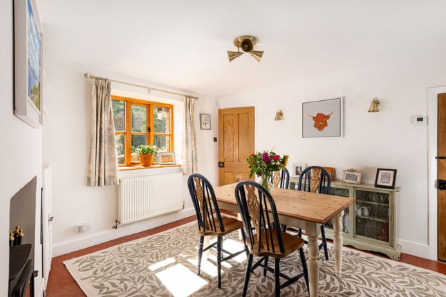 Valentia Cottage, 2, Blacksmiths Lane, Northamptonshire photo 4