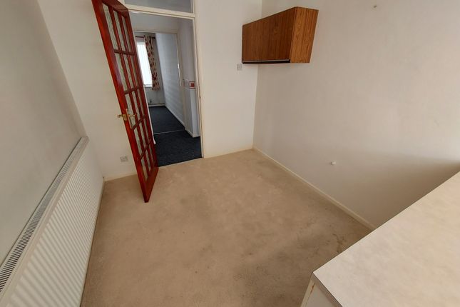 9, Walsall photo 4