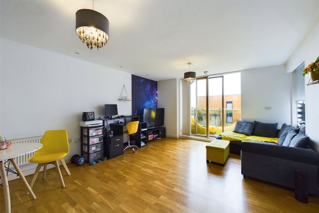 Flat for sale in Alfred Street, Reading, Berkshire