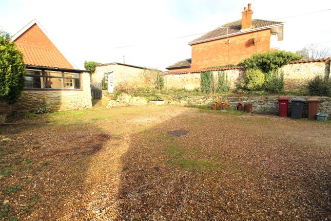 Detached house for sale in Dunstan Hill, Kirton Lindsey, Gainsborough, Lincolnshire