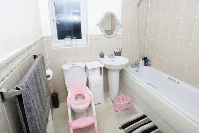 Flat for sale in Fenmere Walk, Hampton Centre, Peterborough