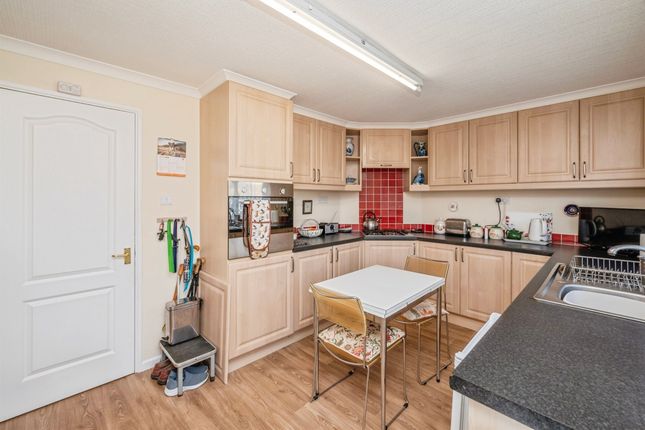 4, Fairview Park, Norwich photo 4