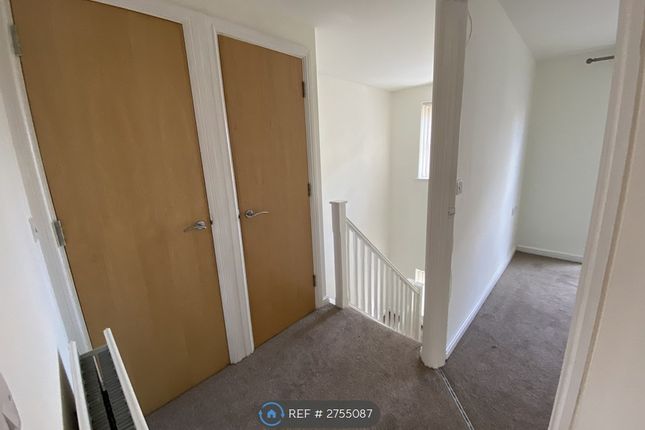 Flat, The Bank Pytchley St, Northampton photo 5