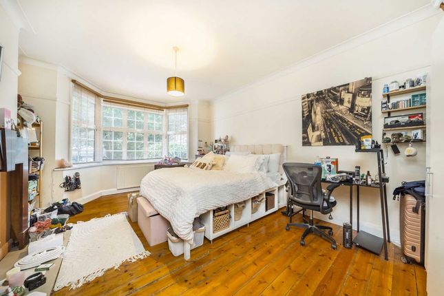 Flat 18, Endsleigh Mansions, London photo 5
