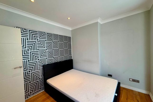 82, Maybank Avenue, Wembley photo 5