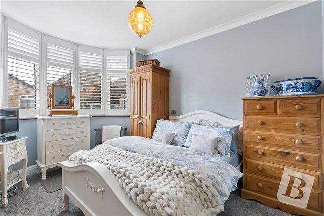 1, Betterton Road, Rainham photo 4