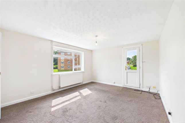 MARKETING CARD, 43, Hunters Hill, Reading photo 3