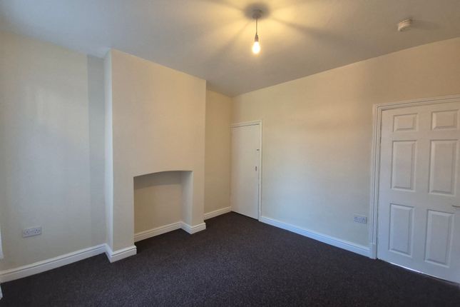 63, Glengate, South Wigston photo 3