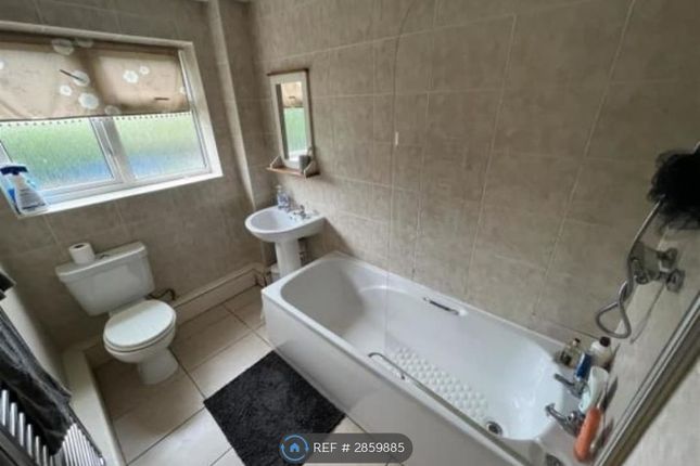 A Gibbons Avenue, Stapleford, Nottingham photo 4