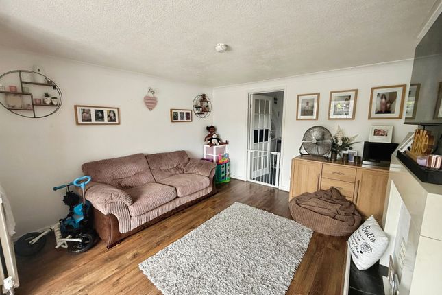 35, Park Lane, Spalding photo 2