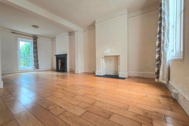 3 Beaumont Terrace, Saltash photo 3