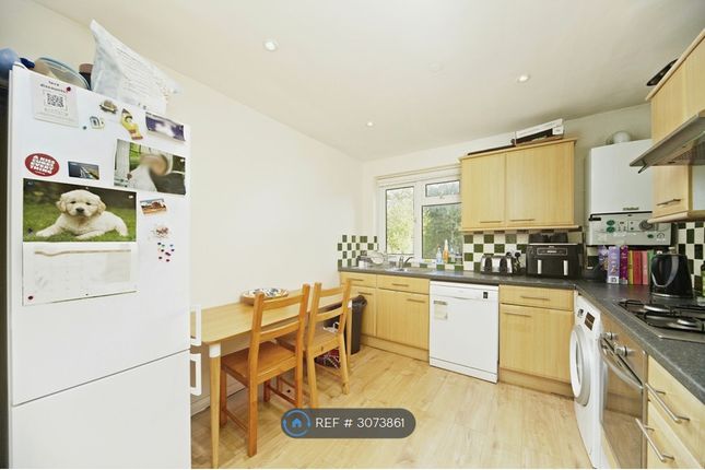 Dimsdale Lodge B Earlsfield Road, London photo 4