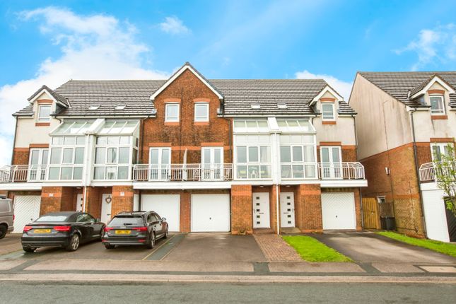 Thumbnail Terraced house for sale in Heathmoor Park Road, Halifax, West Yorkshire