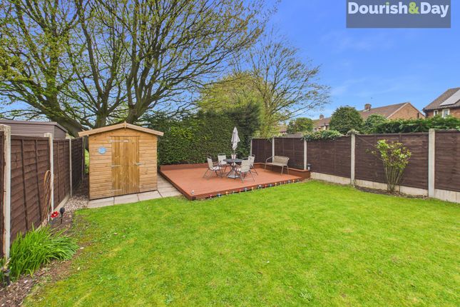 33 Devon Way, Stafford photo 2