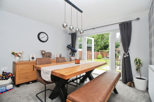 40, St. Christophers Road, Coalville photo 3