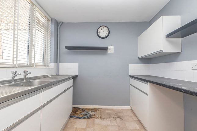 259 Devonshire Avenue, Southsea photo 4