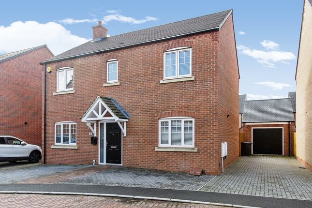 Thumbnail Detached house for sale in Lamport Crescent, Raunds, Wellingborough