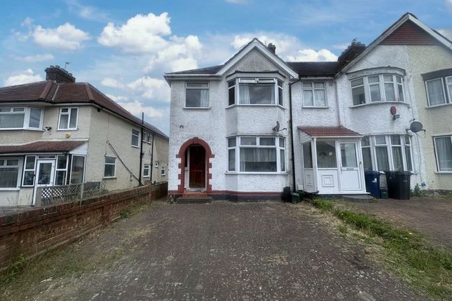 Thumbnail Terraced house for sale in Cornwall Avenue, Southall