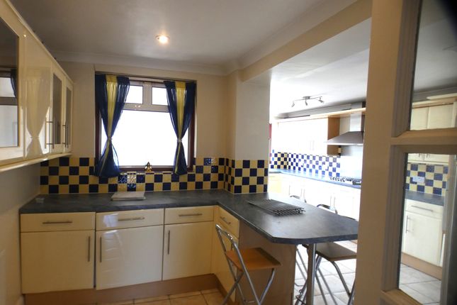 62, Brampton Grove, Wembley photo 3