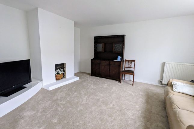 1 Brookfields, Tonbridge photo 3