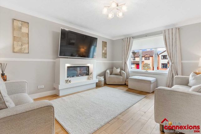 26, Dunnottar Crescent, Stewartfield, EAST KILBRIDE photo 2