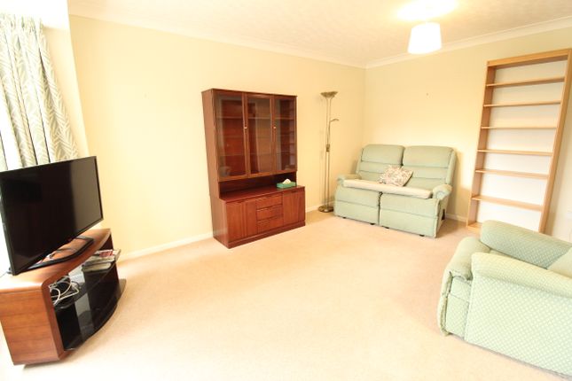 Flat for sale in Cryspen Court, Bury St. Edmunds