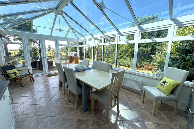 9, The Close, Milton Keynes photo 3