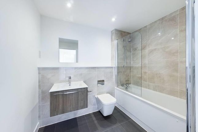 39, Broadgate, The Broadway, Crawley photo 4